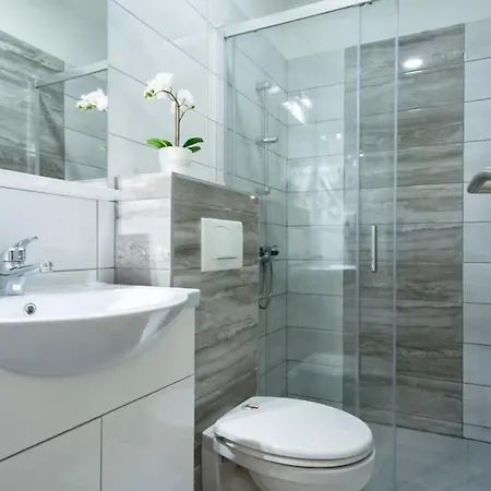 Apartment Modern Stylish At Location Budapest