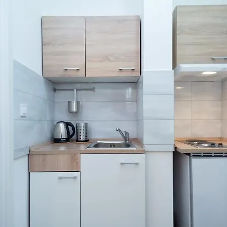 Apartman Modern Stylish At Location *